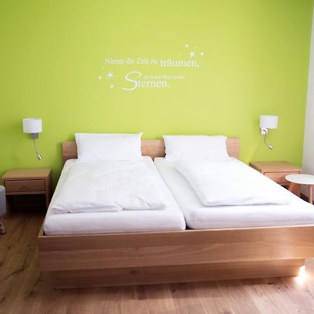 Gleiseins Hotell Naila Exteriör bild